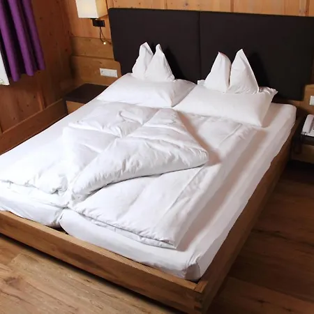 Hotell Kirchenwirt 3*