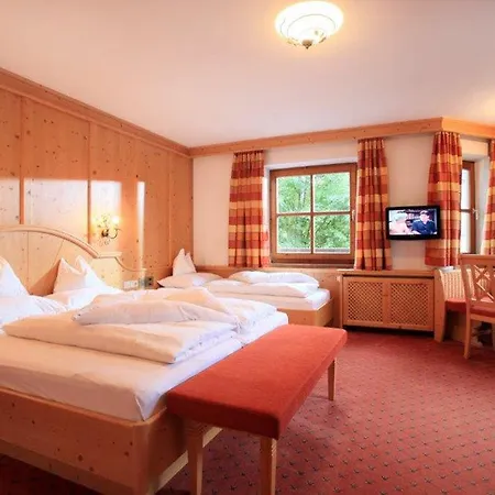 Kirchenwirt 3* Kirchberg en Tyrol