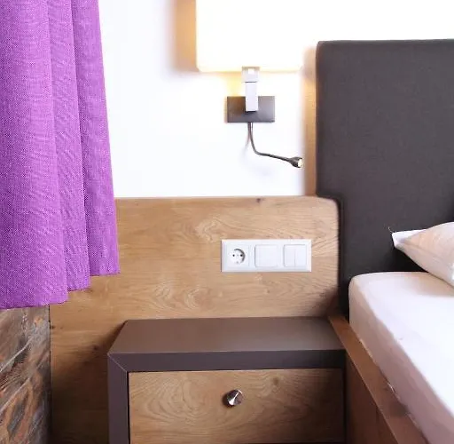 Kirchenwirt فندق 3*