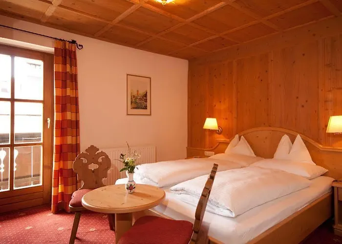 فندق Kirchenwirt 3*